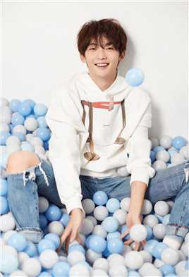 我曾记得那男孩王晶