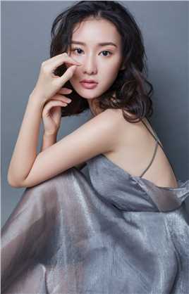 天衣无缝荣小姐