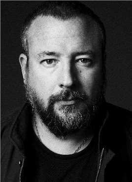 海滩流浪汉Shane Smith