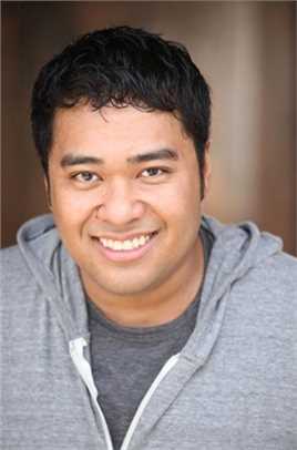 斯诺登咖啡店守护神(uncredited)