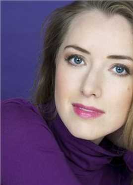 舞动青春Short Girl in Bathroom