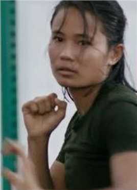 他们先杀了我父亲:一个柬埔寨女儿的回忆录Khmer Rouge Leader