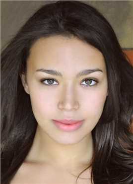 海滩救护队Stephanie Holden