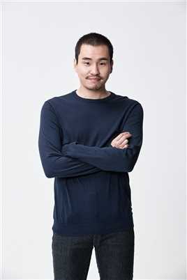 衣袖红镶边郑在和