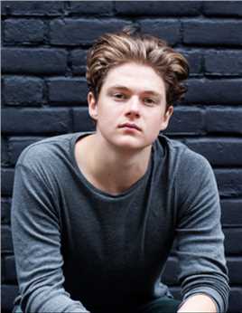 终结的感觉Young Alex Stuart