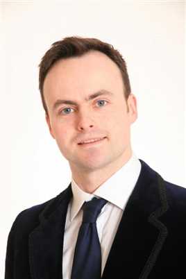 知无涯者Stretcher bearer (uncredited)