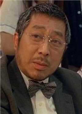 变形金刚Hong Kong Man in Suit