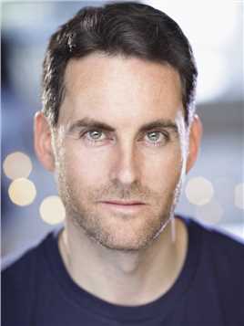 巴黎危机French Riot Police Sergeant