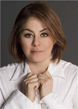 选美小姐MX Customs Officer