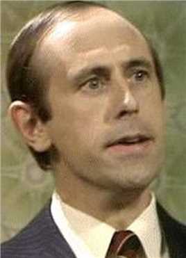 是,大臣罗恩·沃森