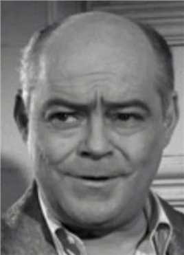 仙履奇缘汤姆国王