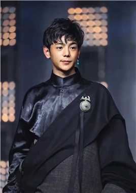 我们的新生活背包客