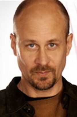 监狱风云第一季特里·金尼