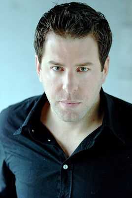 风斗士James's friend