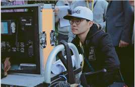 暴躁家族文一行