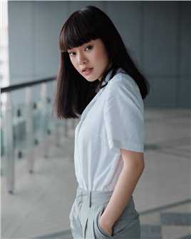 恶魔的艺术泰剧Praewa的扮演者是缇恰·翁迪普卡侬