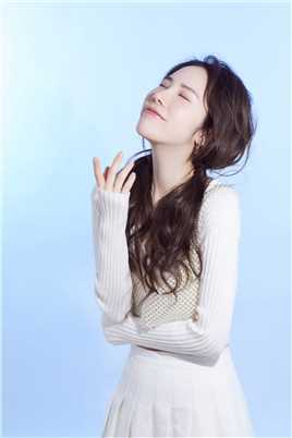 没有工作的一年美容师