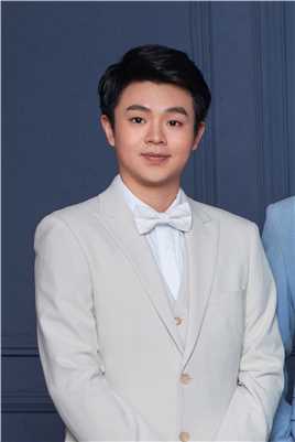 外来媳妇本地郎3康天佑(成年时期)