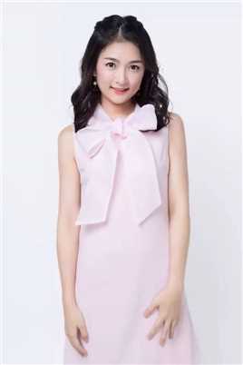 形影不离现场记者