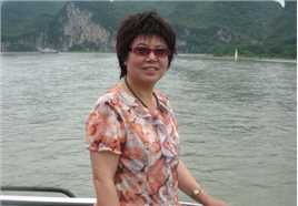 金装香蕉俱乐部Karen