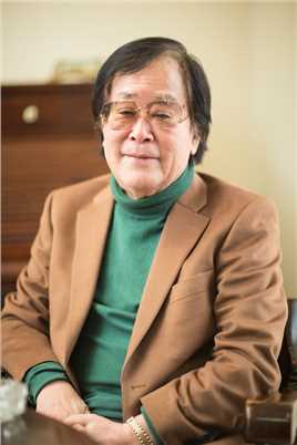 薄樱记詹姆斯·三木