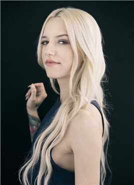 佛罗里达乐园Bria Vinaite