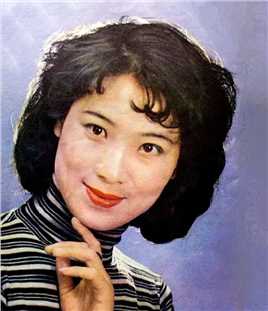 青青河边草方雅琴