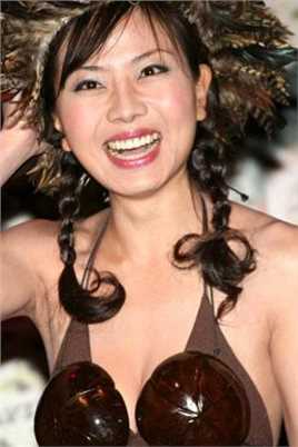 魔女18号张本怡