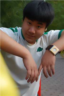 我们毕业的夏天侯磊的扮演者是王雨桐