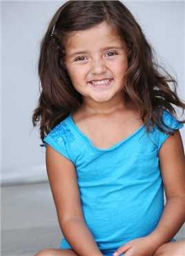 歌声不绝Trick or Treater Hippie Girl (uncredited)