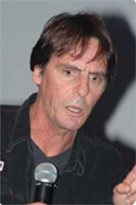 大洋之间的灯光Neville Whittnish