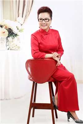 家和万事兴萧丽华