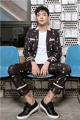 李茶的姑妈保镖