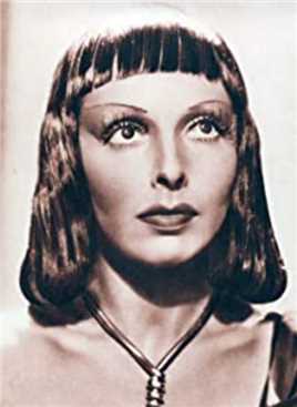 小妇人舞蹈教师