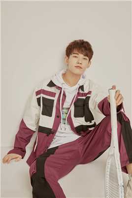 希望的大地马由缰