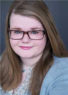 我的间谍Skating Attendant