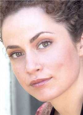 黑帮第二代Claire the Waitress