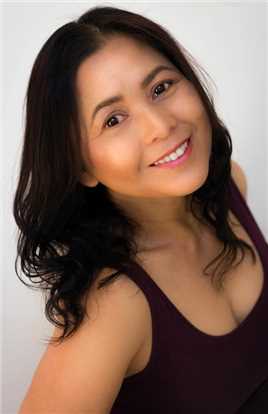 你在这儿Asian Golfer