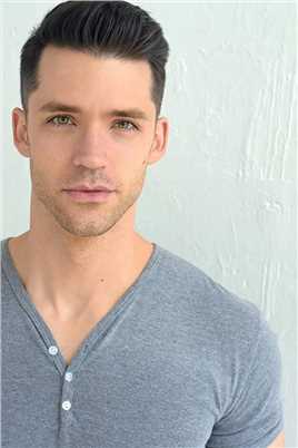 康斯坦丁Dr. Roger Huntoon