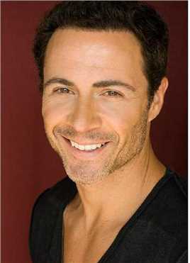 欲奴的扮演者是贾斯汀·波尔蒂