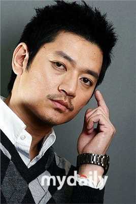 嘻哈王加油站老板