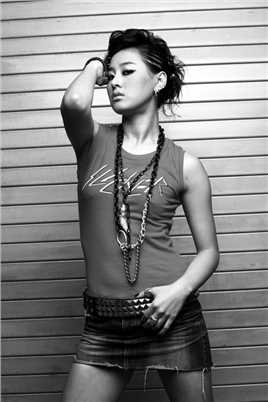 丑八怪警报金敏珠