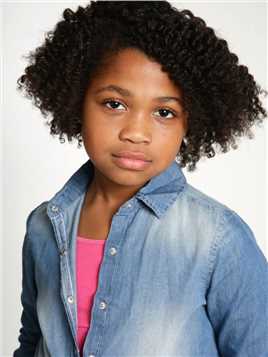 皇冠高地Youngest Daughter (uncredited)