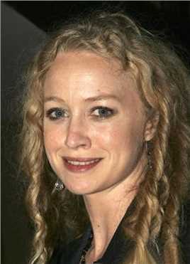 动物王国Barrister Justine Hopper