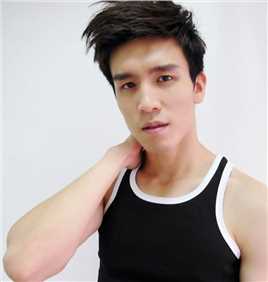 甲洞2的扮演者是边品宪