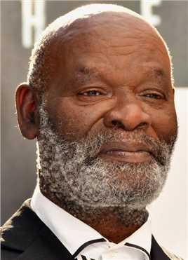 泰山归来：险战丛林Muviro