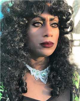 决胜巅峰Mardi Gras Reveler