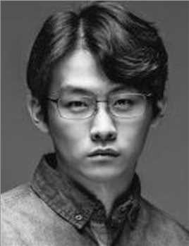 给予幸福的人崔政勋