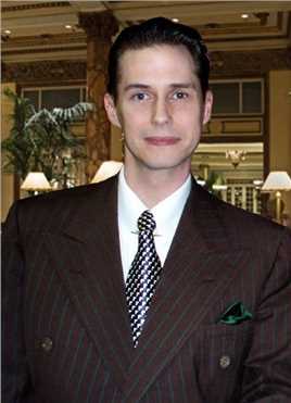 温彻斯特鬼屋男仆