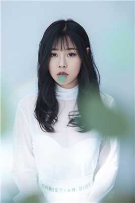 原罪的羔羊的扮演者是鹿露